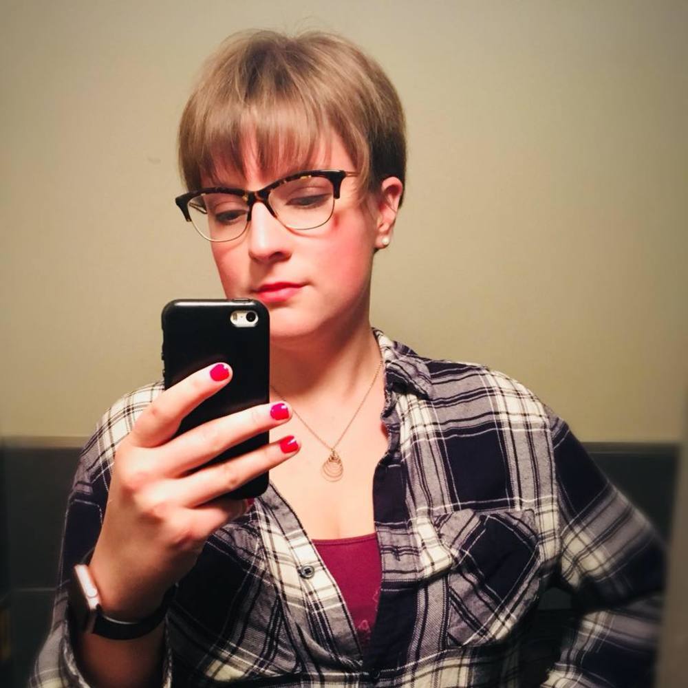 Meet your Posher, Jessica